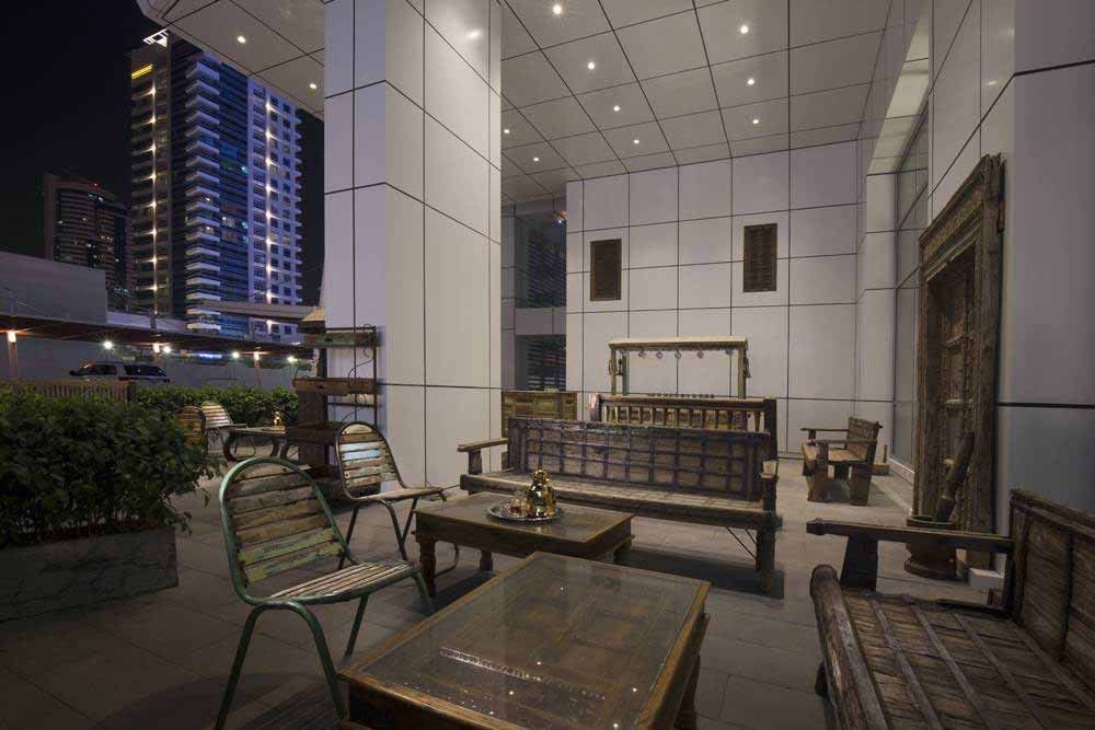 La Verda Suites And Villas Dubai Marina Exterior foto The interior of the museum