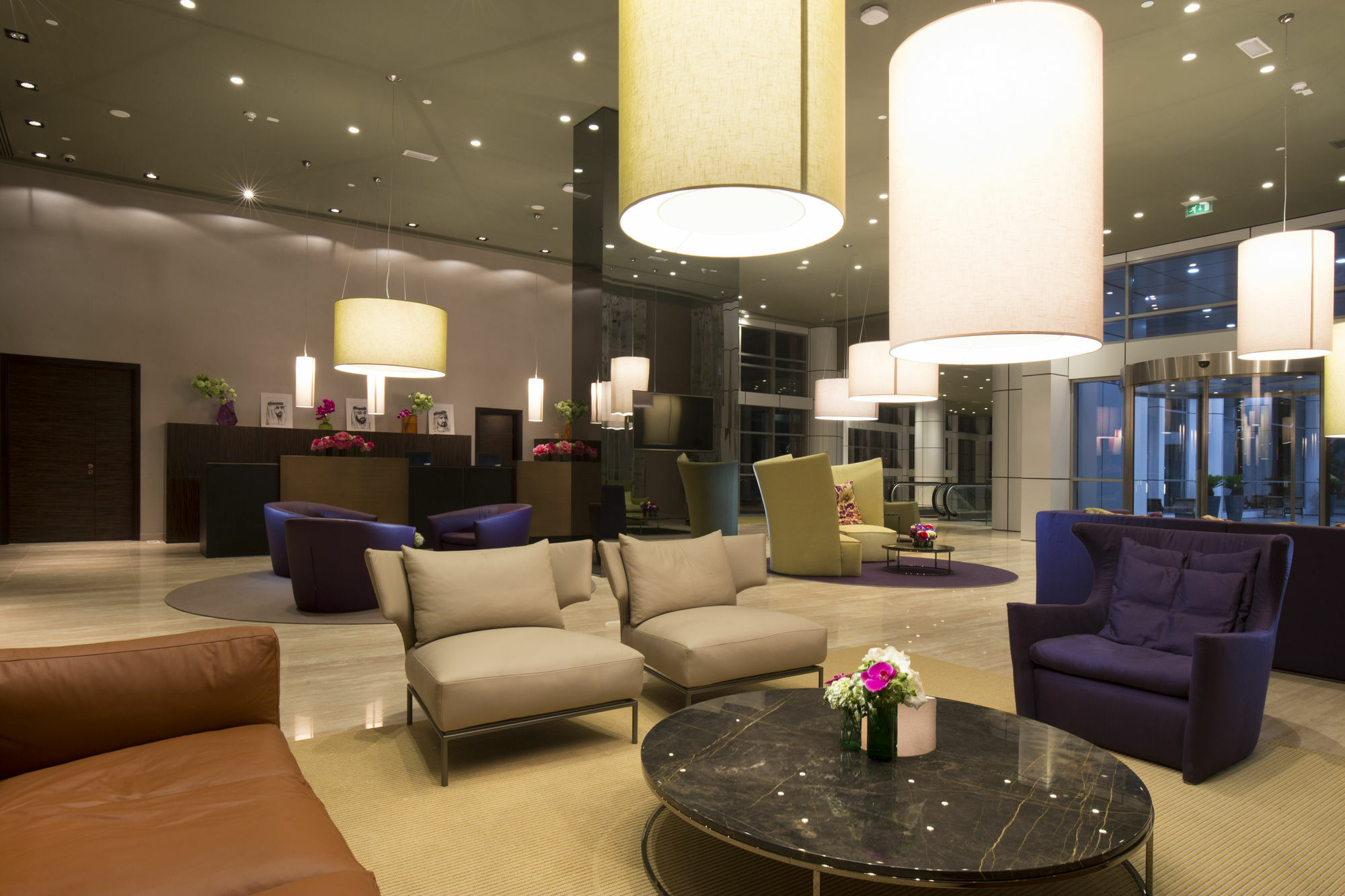 La Verda Suites And Villas Dubai Marina Exterior foto Lobby